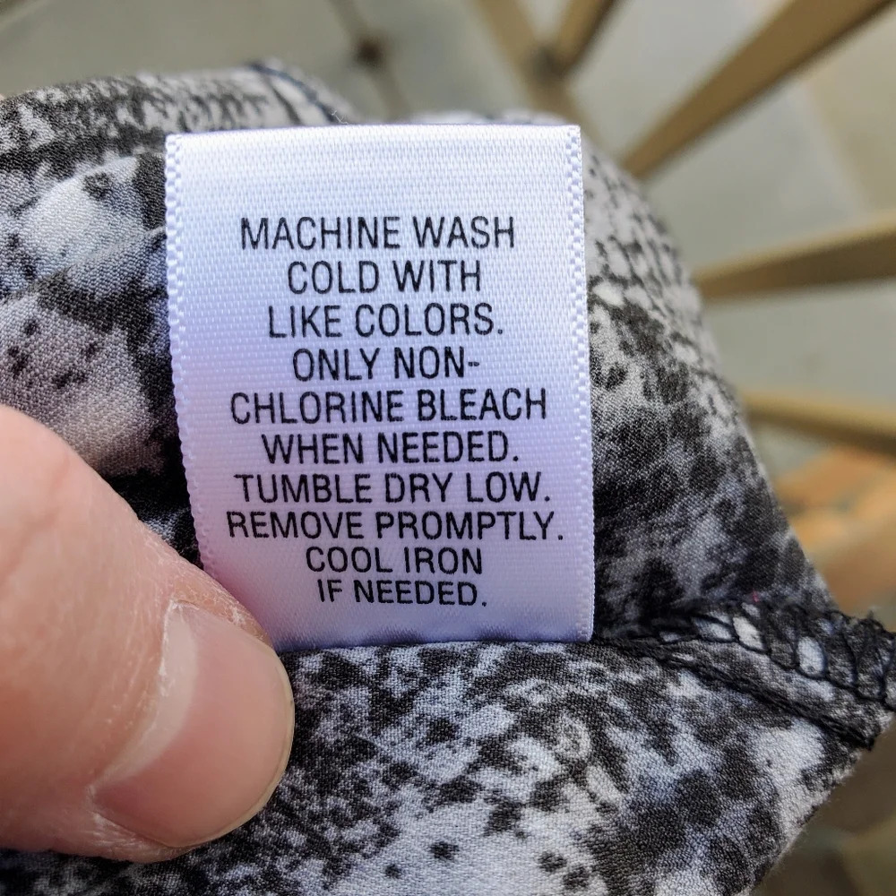 Apt. 9 Snakeskin High Low Button-down Blouse Size… - image 2